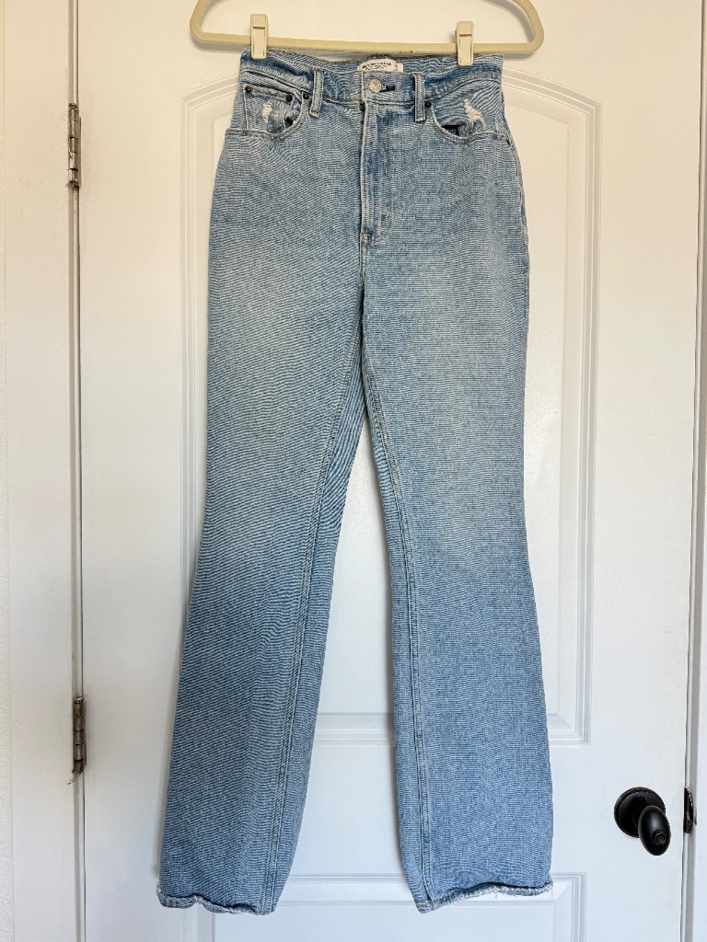Abercrombie 70s Vintage Flare Ultra High Rise Jeans Size 25